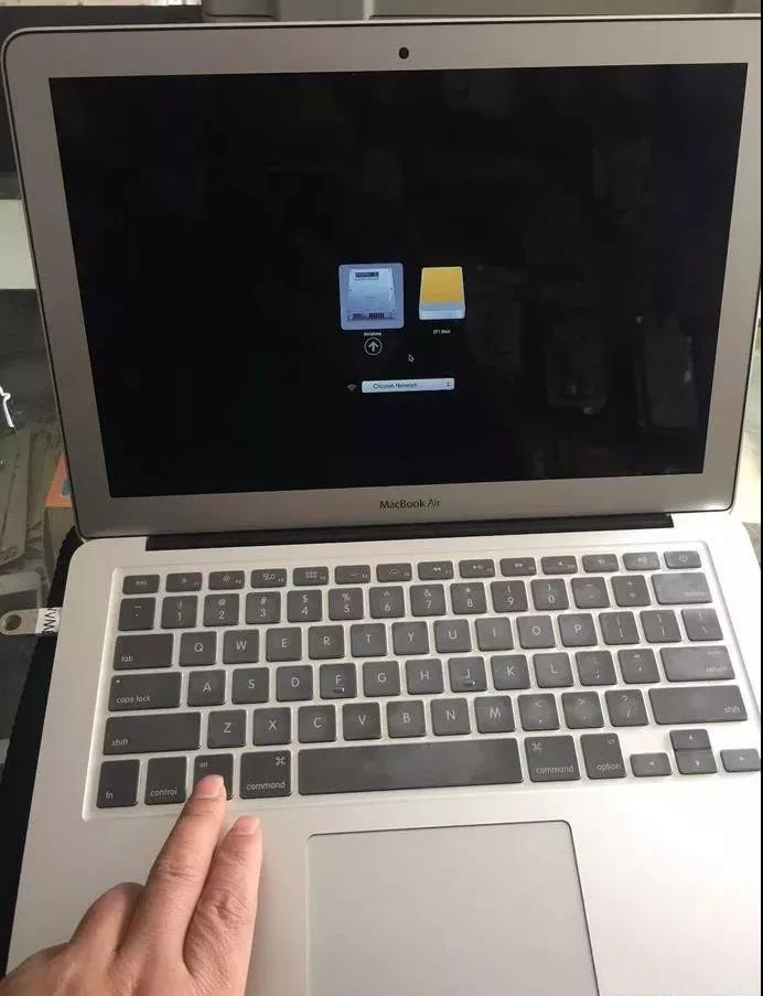 分享macbook pro U盤重裝win10系統圖文步驟